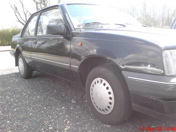 Opel Ascona C SOLGT  billede 2