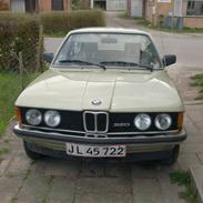 BMW e21