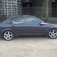 Opel vectra --solgt--