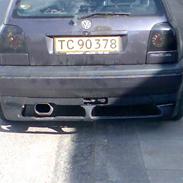 VW Golf      *reservedels bil, dele sælges*