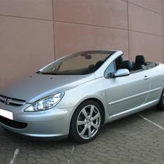 Peugeot 307 2,0 CC - SOLGT 2008