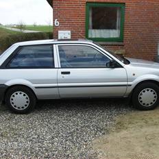 Nissan Sunny LX (SOLGT)