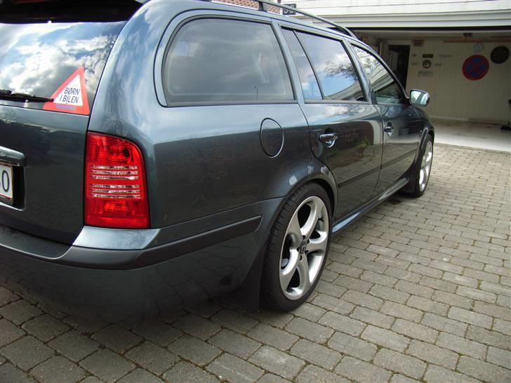 Skoda Octavia Combi 1.8 T  billede 4