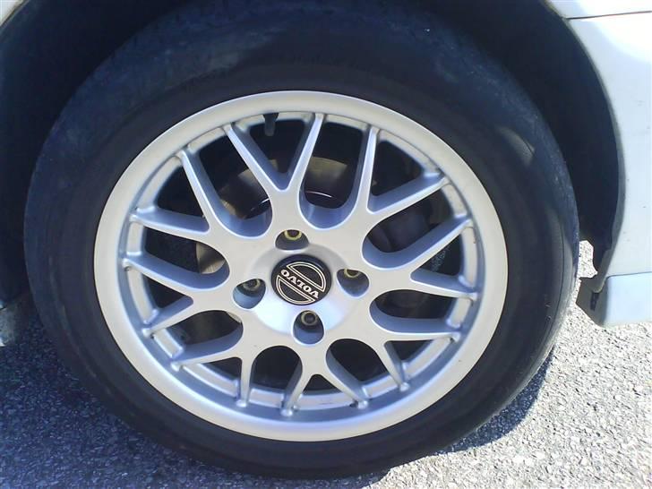 Volvo S40 2.0  [Solgt] - BBS 16 . :D billede 4