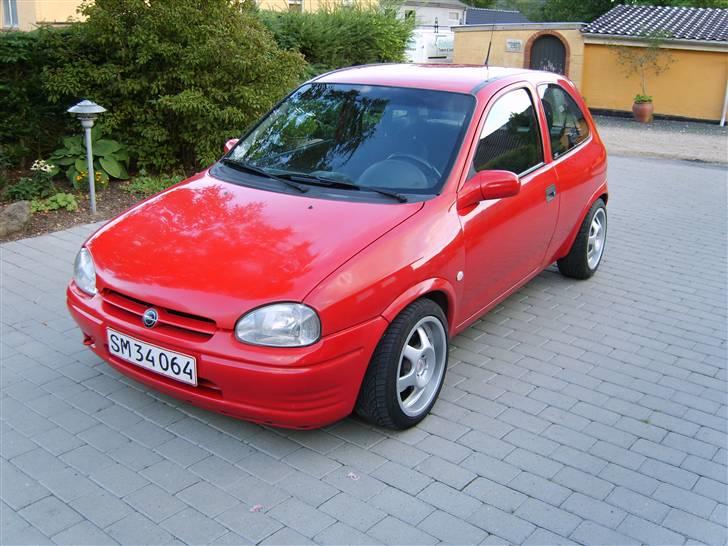 Opel Corsa B 1,6 16v sport billede 1