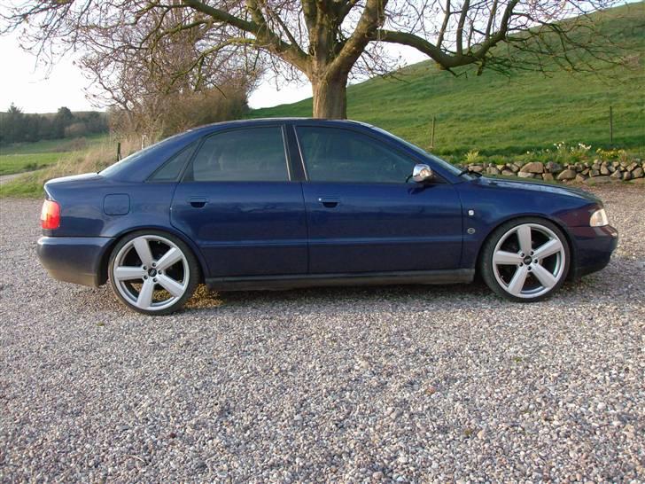 Audi A4 ( SOLGT ) billede 9