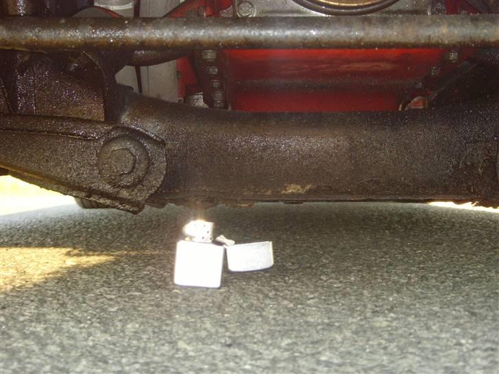 Volvo 122 S Amazon - asfalt, Zippo lighter, forbro... fartbump? nej tak... billede 16