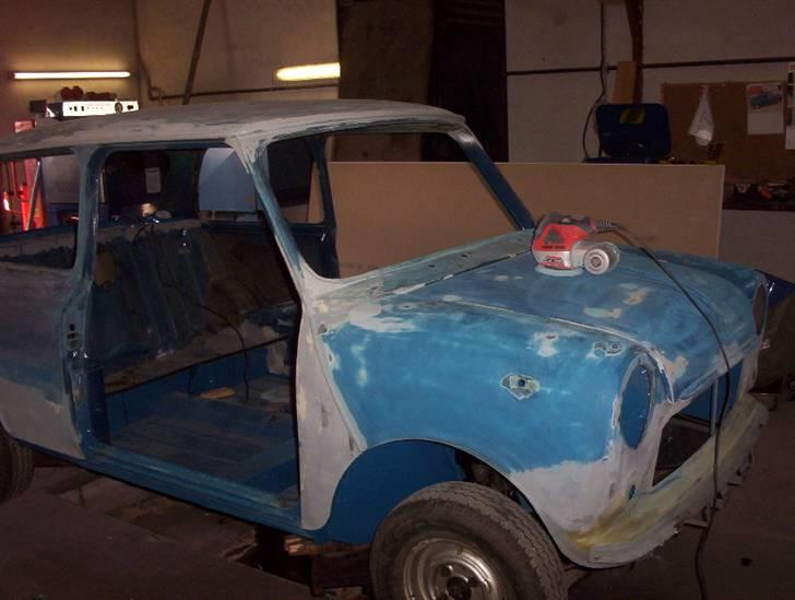 Austin-Morris Mini - Klar til at slibe billede 5