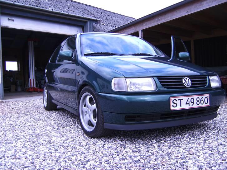 VW Polo 6n - SOLGT billede 1