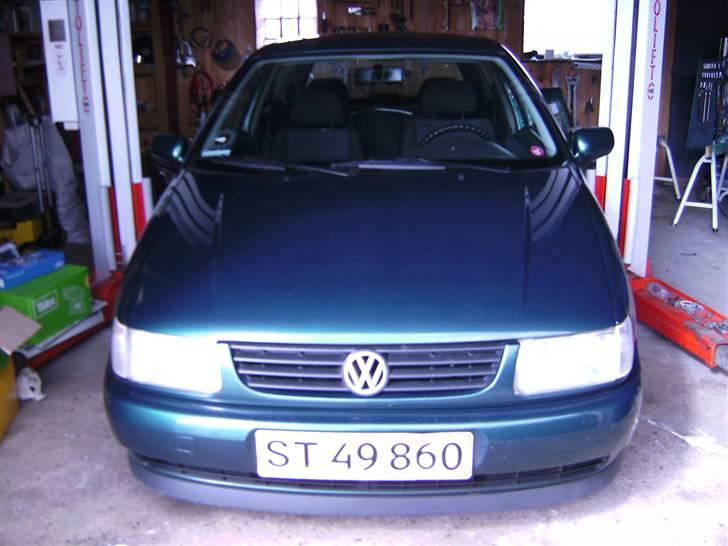 VW Polo 6n - SOLGT billede 2