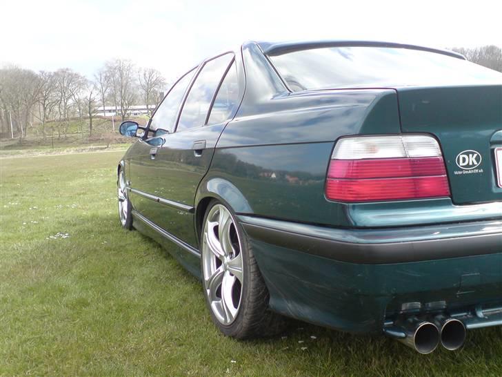 BMW 320i Vanos SOLGT billede 7