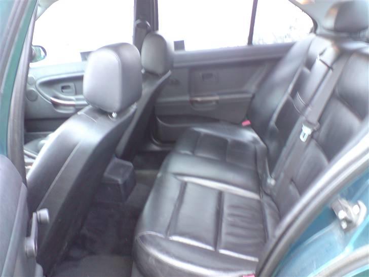 BMW 320i Vanos SOLGT billede 14