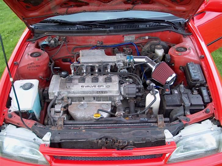 Toyota Corolla 1,6 XLI sedan billede 16