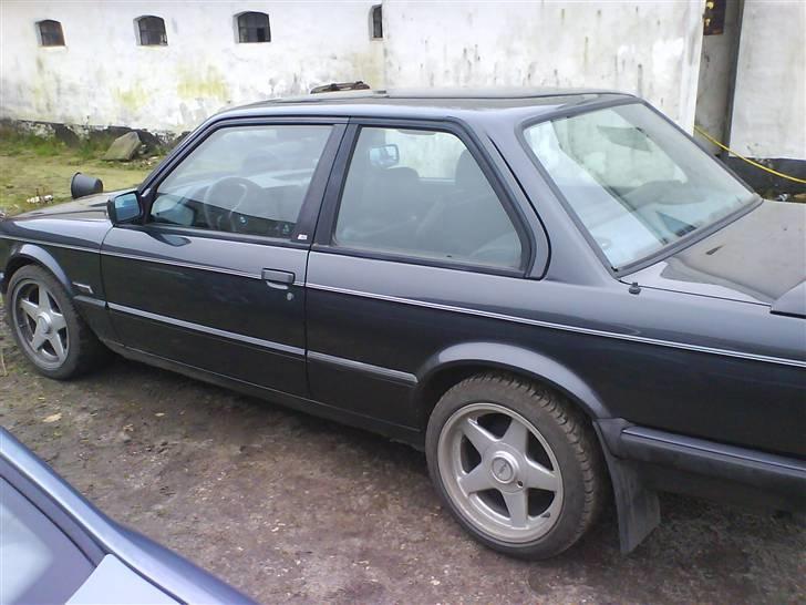 BMW 320i E30 (Solgt) billede 6