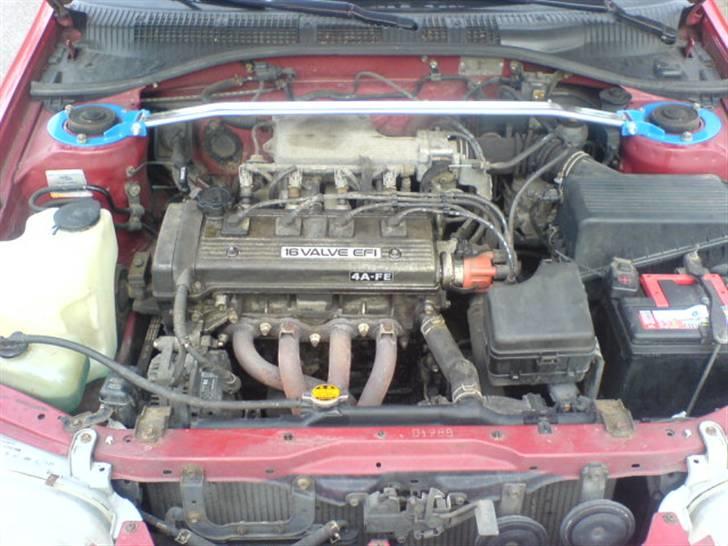 Toyota Carina E 1,6 Commander - F-up alu tårnstiver fra Astina.dk billede 14