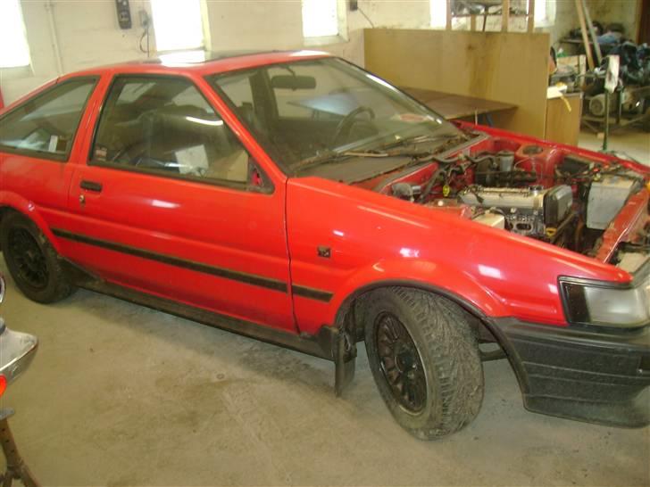 Toyota Corolla Coupe GT - AE86 - Start af projekt.. Tirsdag d. 8 April 2008.. billede 1