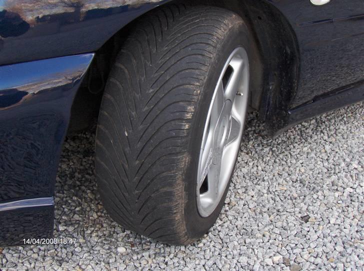 Ford Escort SOLGT billede 3