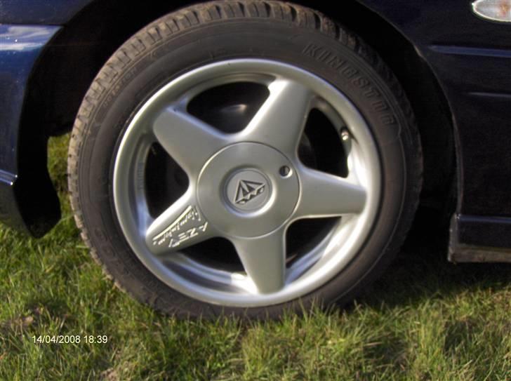 Ford Escort SOLGT billede 7