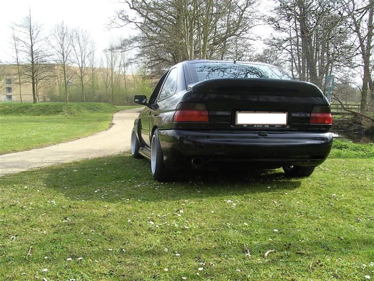 Ford escort rs 2000 *solgt* billede 1