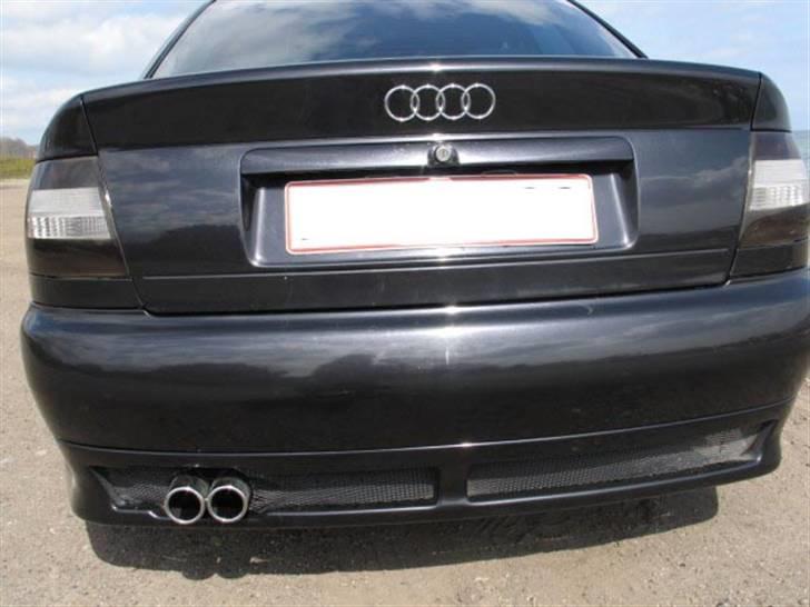 Audi A4 1.8 (SOLGT) billede 18