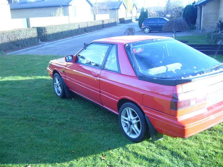 Nissan sunny coupe solgt billede 10