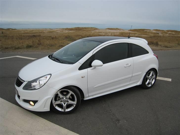 Opel corsa 1,7 cdti sport billede 1