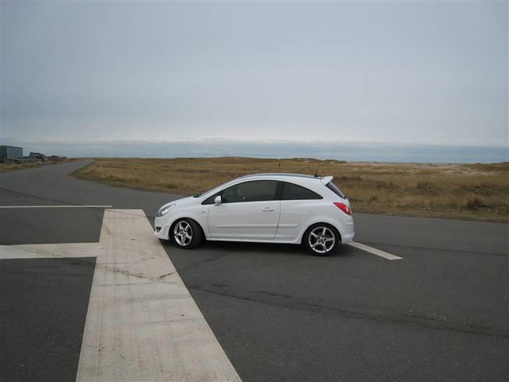 Opel corsa 1,7 cdti sport billede 9