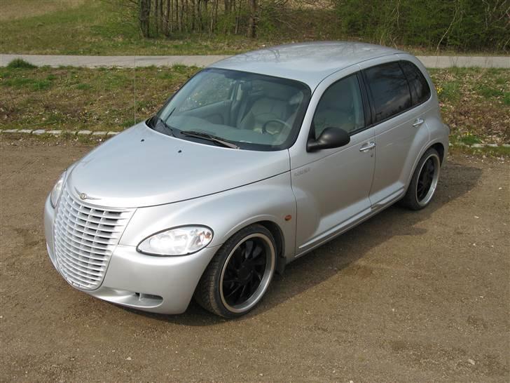 Chrysler PT Cruiser - SOLGT - De grimme "kofanger-pølser" er væk, og tilbage er kun det enkle retro-look!! billede 1