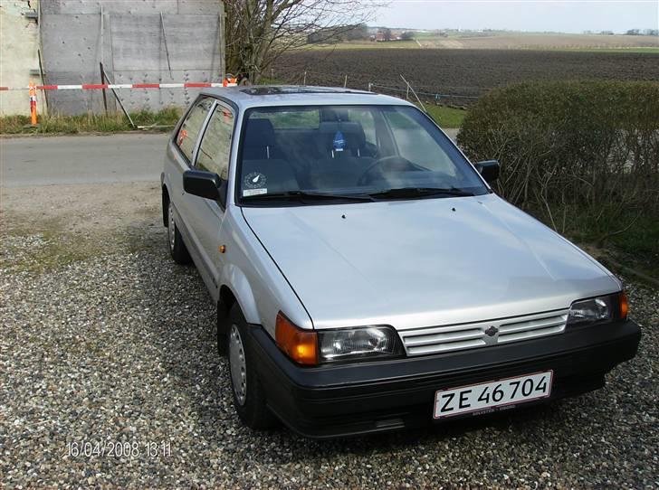 Nissan Sunny LX (SOLGT) billede 1