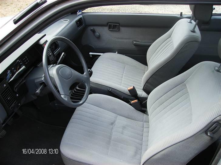 Nissan Sunny LX (SOLGT) billede 5