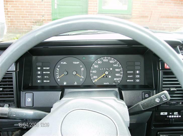 Nissan Sunny LX (SOLGT) billede 6