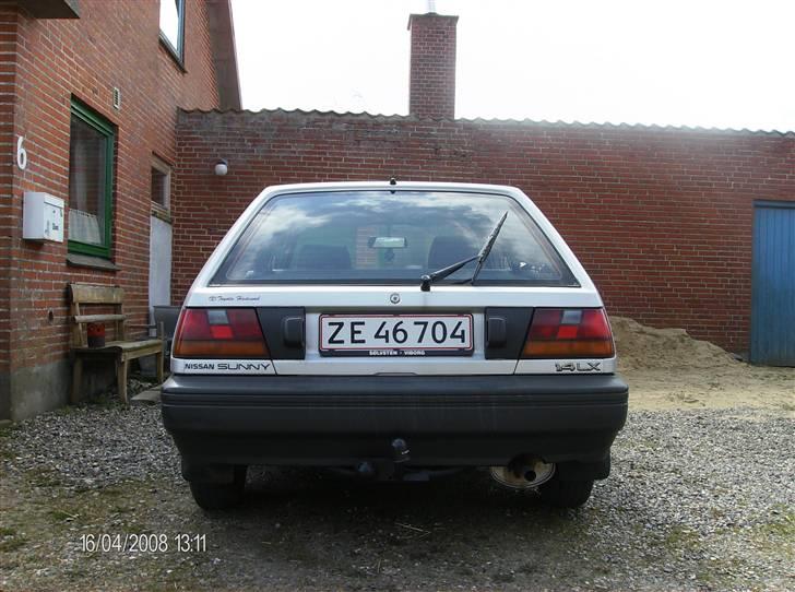 Nissan Sunny LX (SOLGT) billede 9