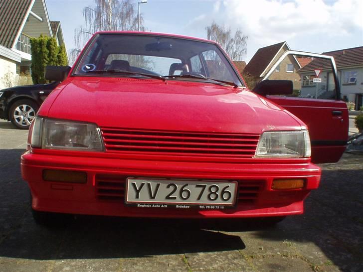 Daihatsu Charade - Totalskadet., billede 1