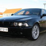 BMW 530ia