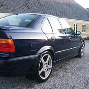 BMW 328i e36