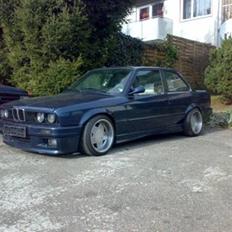 BMW 325 Coupe`(SOLGT)