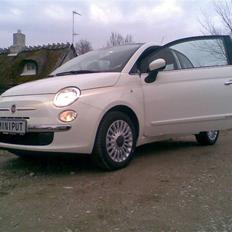 Fiat 500 1,3 MJT 16v. Lounge.