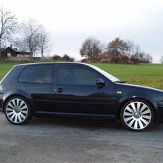 VW Golf 4  (solgt) 