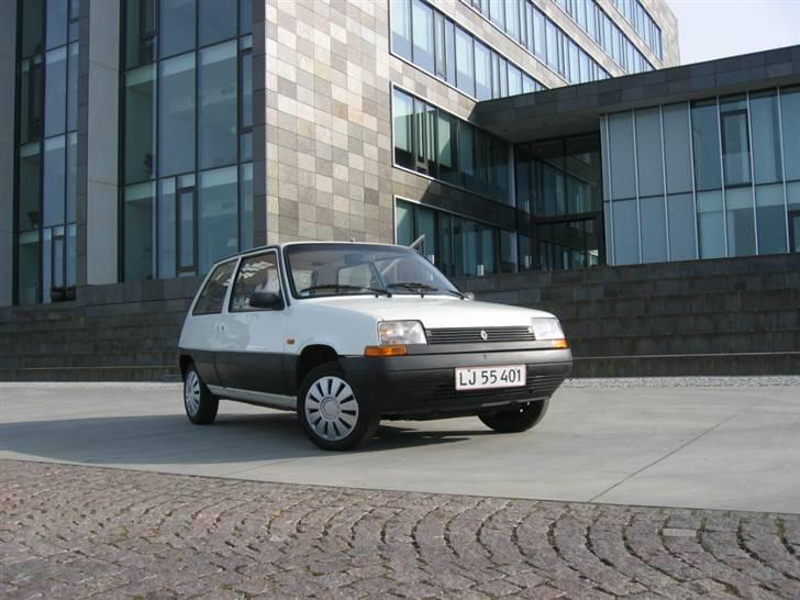 Renault 5 TC * TIL SALG * Giv et bud! billede 2