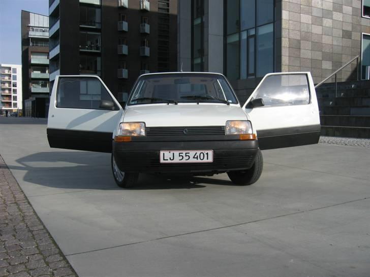 Renault 5 TC * TIL SALG * Giv et bud! billede 8