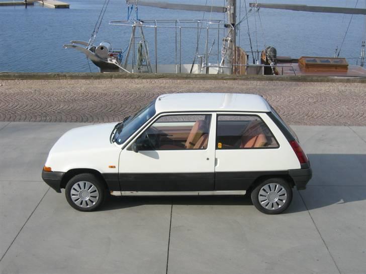 Renault 5 TC * TIL SALG * Giv et bud! billede 10