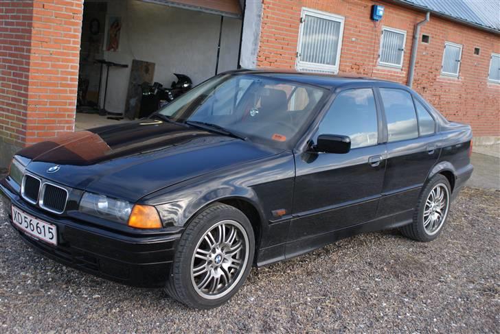 BMW e36 ---> byttet <--- billede 1