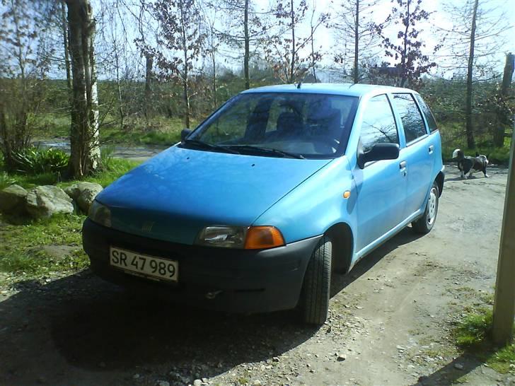 Fiat punto s 1,2 (totalskadet) billede 1