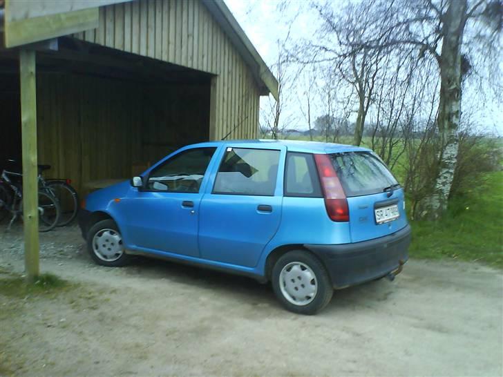 Fiat punto s 1,2 (totalskadet) billede 3