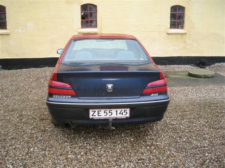 Peugeot 406 SV Turbo SOLGT - Den nye bagende, syns den er noget federe end den gamle billede 3