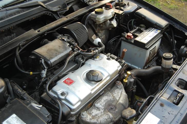 Citroën Saxo 1,4 i openair - den vilde motor 1,4 i  Foto: Henrik Bech billede 9