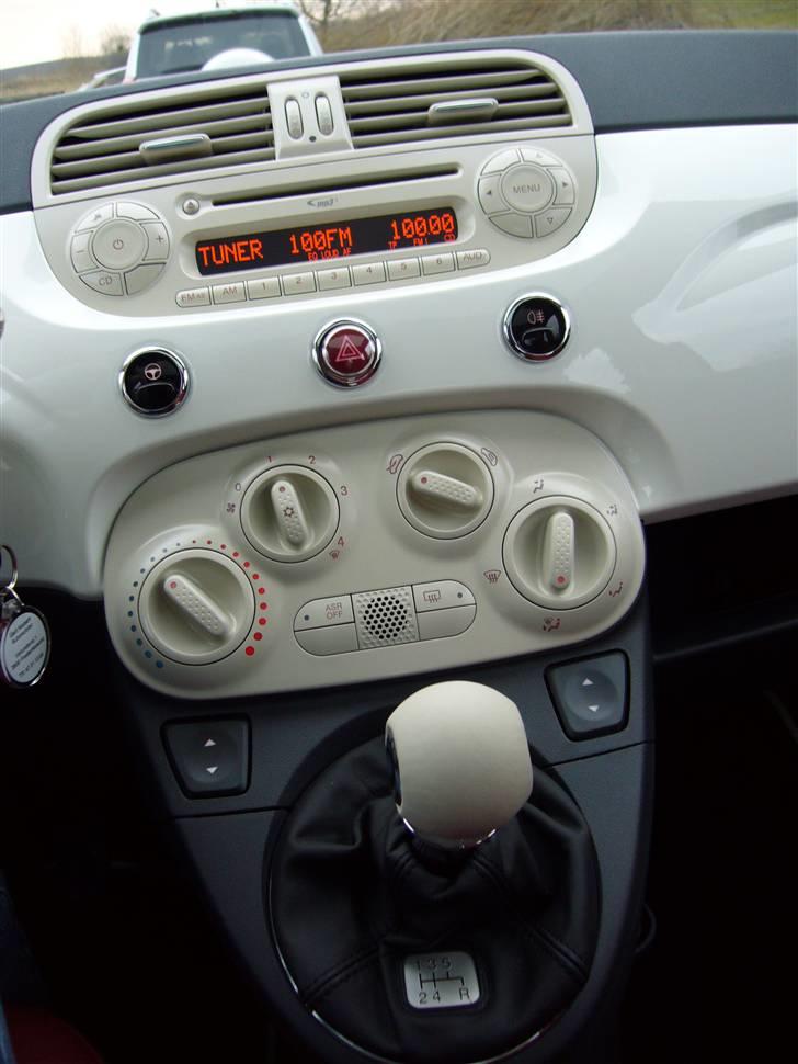 Fiat 500 1,3 MJT 16v. Lounge. billede 11