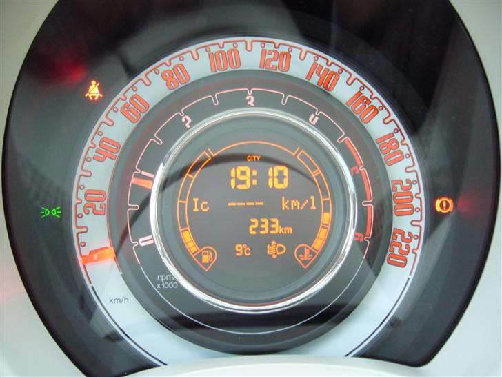 Fiat 500 1,3 MJT 16v. Lounge. billede 13