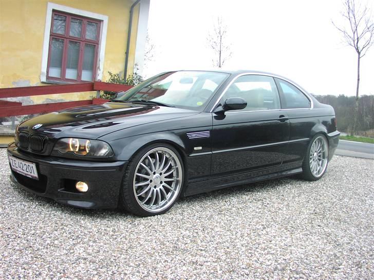 BMW 330 coupe SOLGT billede 1