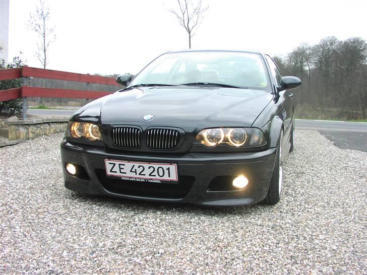 BMW 330 coupe SOLGT billede 2